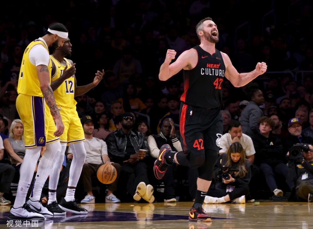 西蒙斯的到 西蒙斯的到