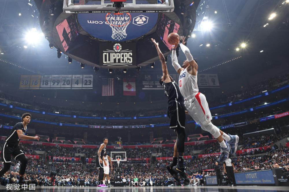 于运动员康 于运动员康